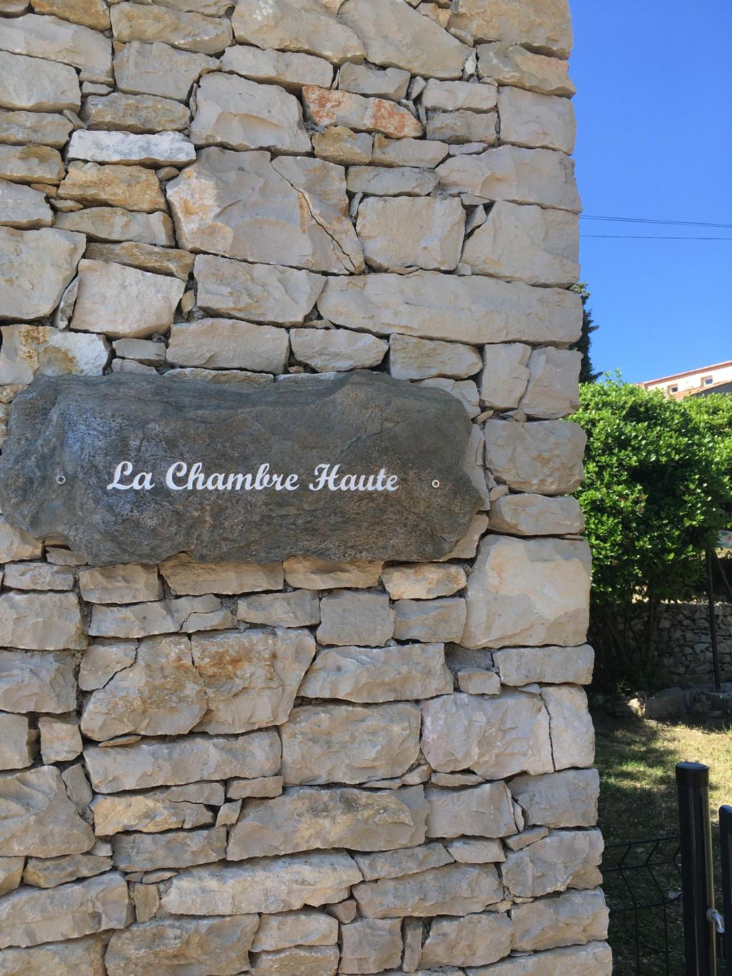 La Chambre Haute Et Son Spa Nîmes Exteriér fotografie